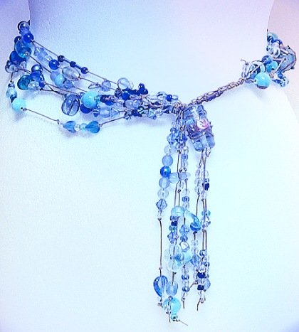 fare cinture perline nodi decorativi cordoncini cerati e perle azzurre blu chiusura asola