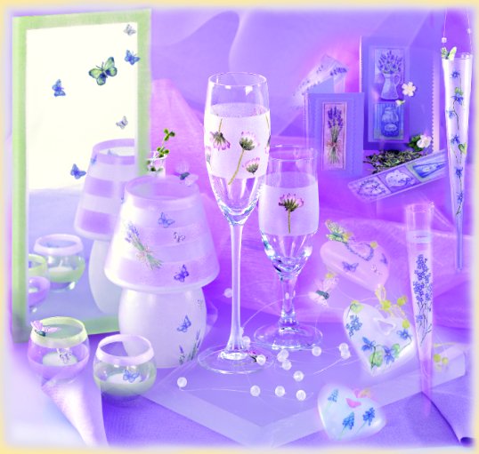 esempi decorazione Frost decoupage su vetro con tovagliolo motivo farfalle lavanda fiorellini