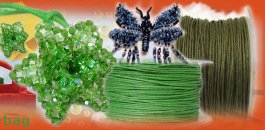 creazioni Natale, colori verde cordini bigiotteria per creare angioletti decorazioni fai da te natalizie con perline